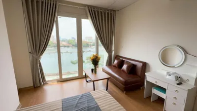 호수 전망 아파트 — Era Apartment Ho Rua